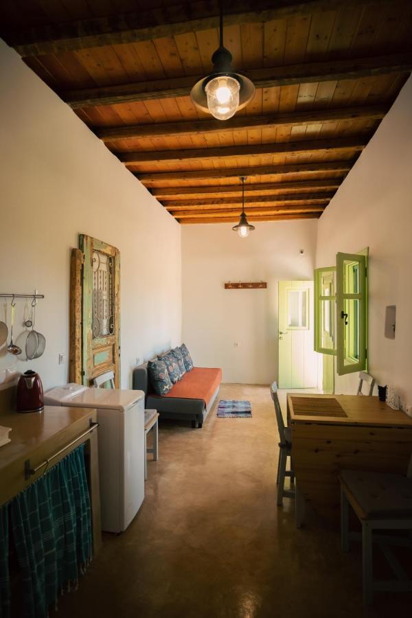 Simboro House - Kythoikies Holiday Houses Kýthira Exteriér fotografie