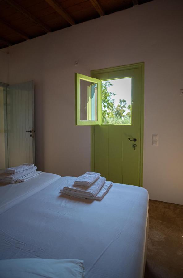 Simboro House - Kythoikies Holiday Houses Kýthira Exteriér fotografie
